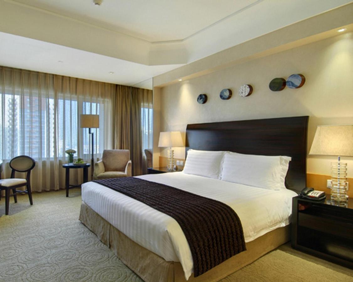 Отель Marco Polo Parkside,