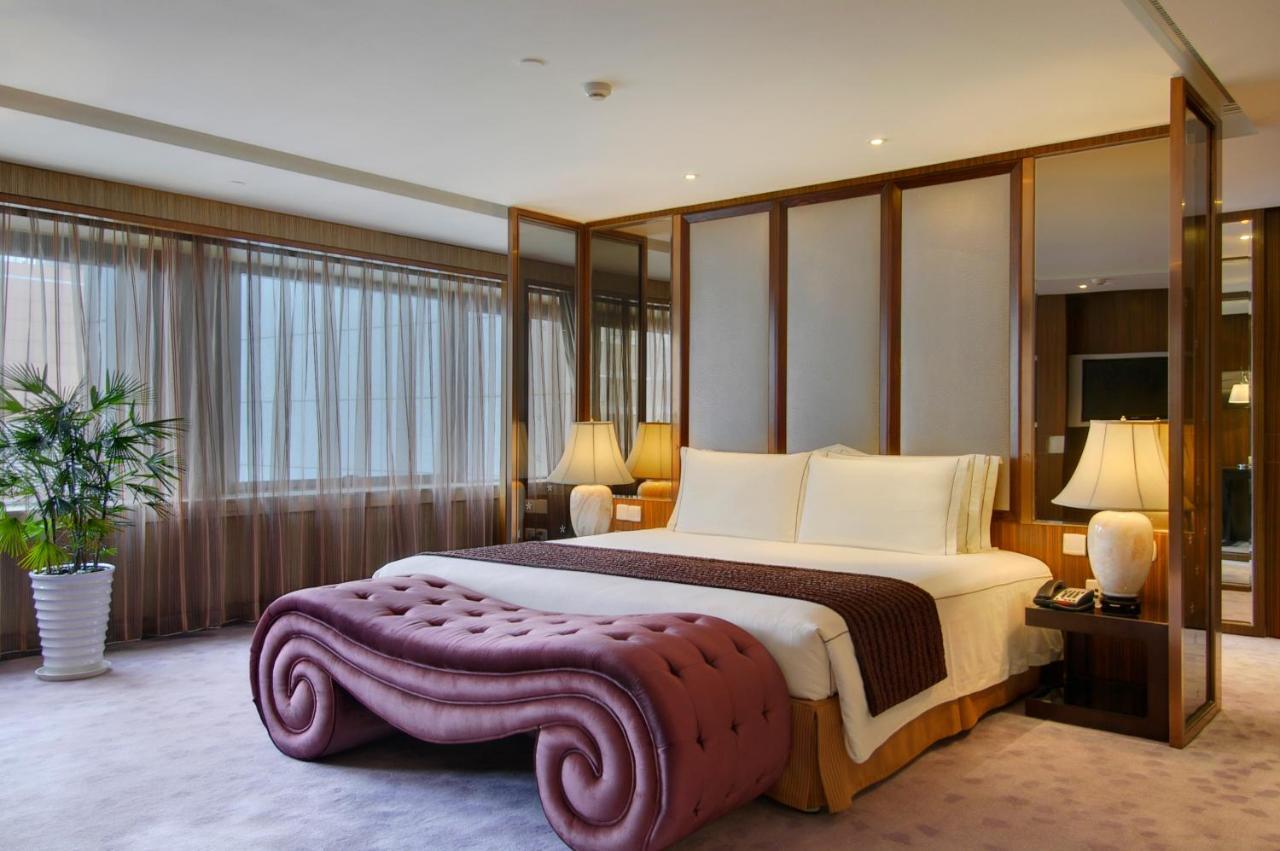 Отель Marco Polo Parkside, 5*