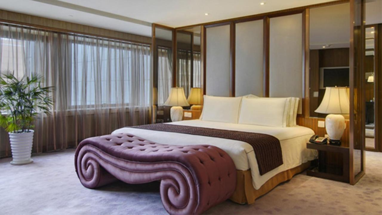 Marco Polo Parkside,